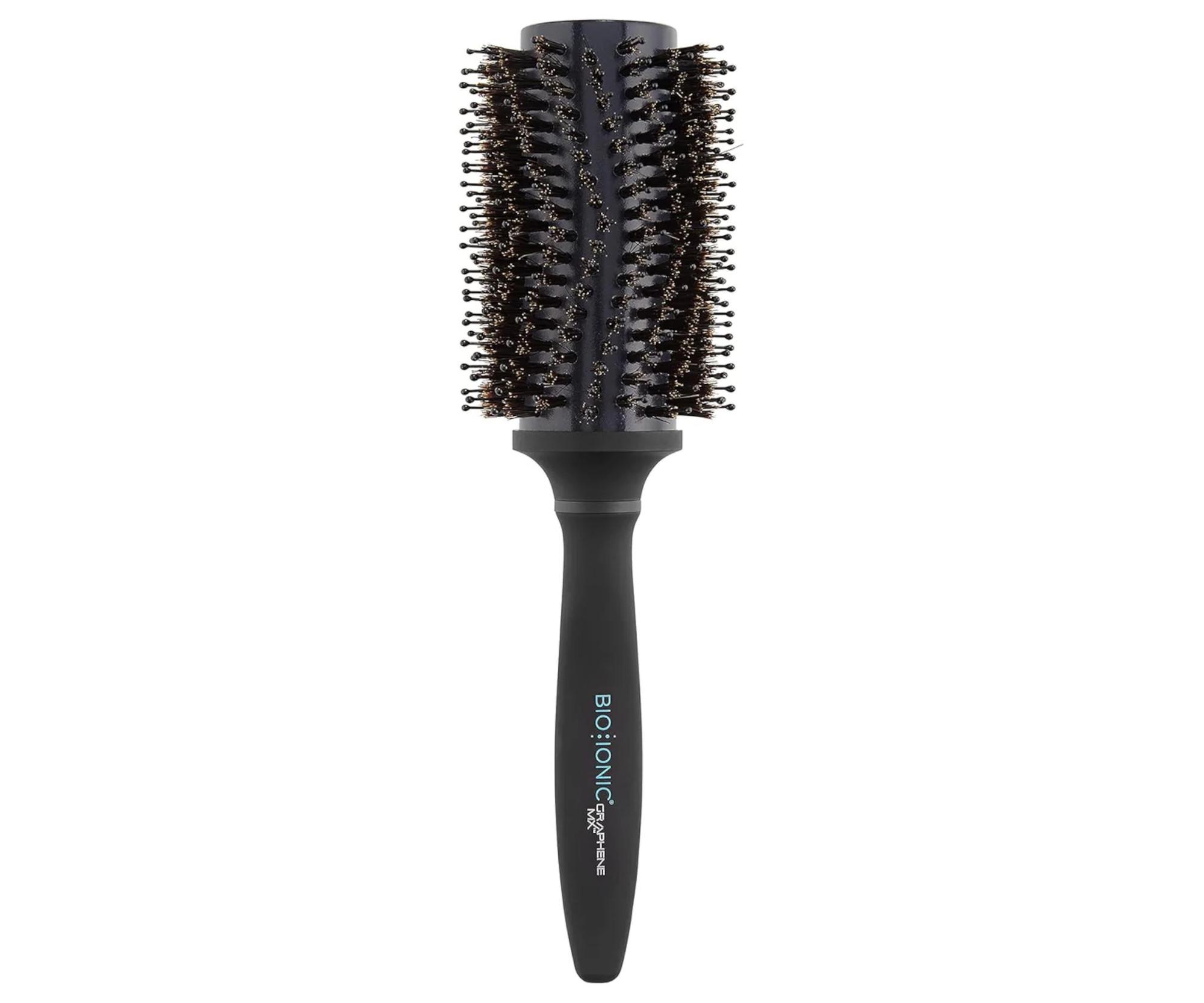 E-shop Guľatá kefa na vlasy s diviačími a nylonovými štetinami Bio Ionic GrapheneMX(TM) Boar Styling Brush - 41 mm + darček zadarmo