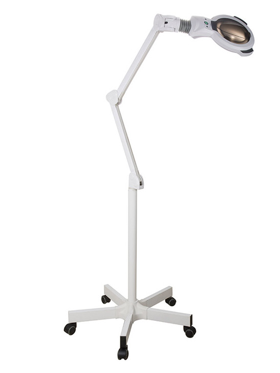 E-shop Zväčšovacie lupa s LED lampou na stojane Silverfox 1006 - 5 dioptrií (1006A) + darček zadarmo