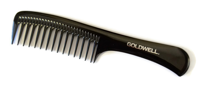E-shop Hrebeň na strihanie vlasov s rukoväťou Goldwell - 225 mm (244719) + darček zadarmo