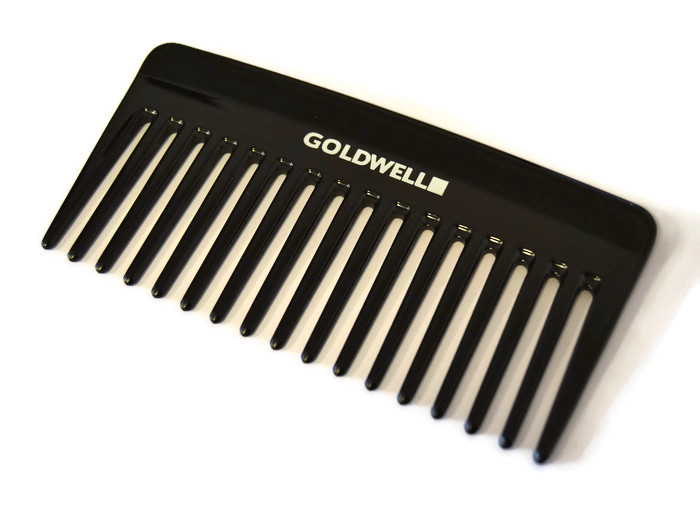 E-shop Hrebeň na vlasy Goldwell, 70 x 145 mm - čierny (244898) + darček zadarmo