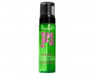Pena pre extra hydrat�ciu a objem such�ch vlasov Matrix Food For Soft XXL Big 'N Soft - 200 ml