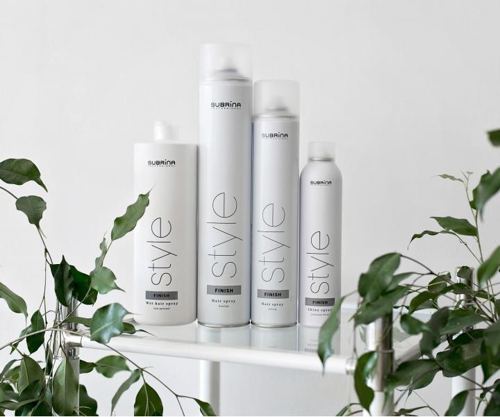 Lak na vlasy s flexibilnou fixciou Subrina Professional Style Finish Hair Spray Flexible - 500 ml