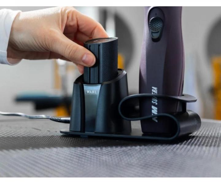 Profesion�lny stroj�ek na srs� Wahl Professional KM Supera Cordless Animal Clipper 1263-0471