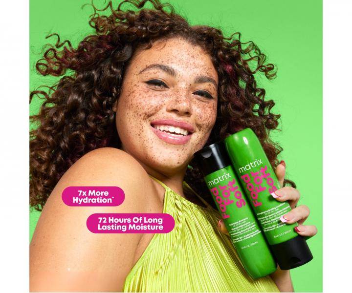 Hydrata�n� �amp�n pre such� vlasy Matrix Food For Soft Hydrating Shampoo - 300 ml