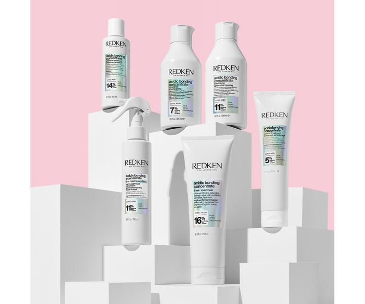 Kondicionr v spreji pre jemn pokoden vlasy Redken Acidic Bonding Liquid Conditioner - 190 ml