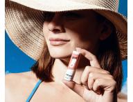 Hydrata�n� a vy�ivuj�ci balzam na pery BusyB Liplick Mindy Mint SPF 25 - 4,8 g