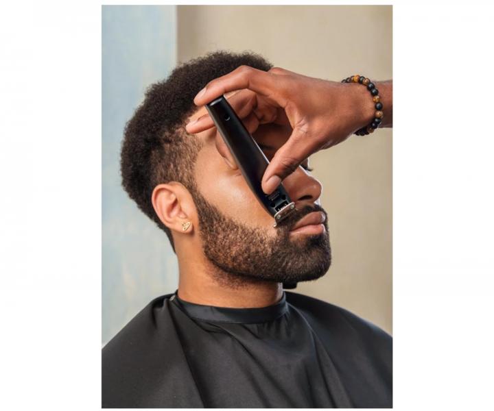 Profesion�lny konturovac� stroj na vlasy Andis SlimLine Pro II D-9 Trimmer - chr�mov�