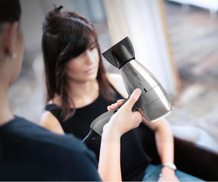 Profesion�lny f�n na vlasy Valera Professional Swiss Nano 9600 - 2100 W, �ed�