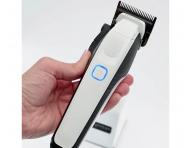 Profesion�lny strihac� stroj�ek s v�menn�mi bat�riami Supreme Trimmer Recharge STC779/W - biely