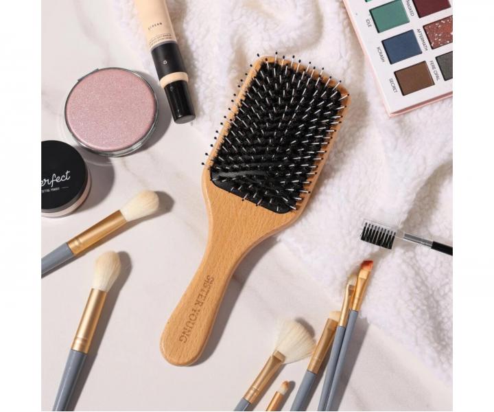 Ploch� dreven� kefa na vlasy s divia��mi a nylonov�mi �tetinami Sister Young Vera Hair Brush - 24,3 x 8 cm