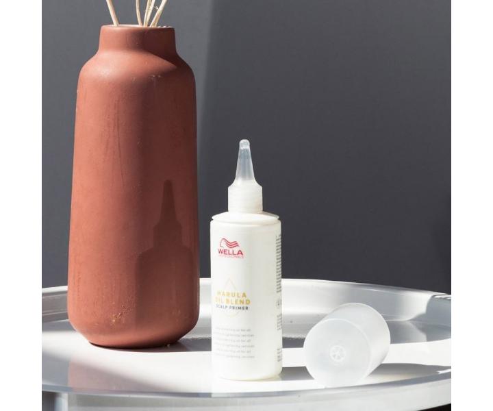 Oetrenie pokoky pred farbenm a zosvetlenm Wella Professionals Marula Oil Blend - 150 ml