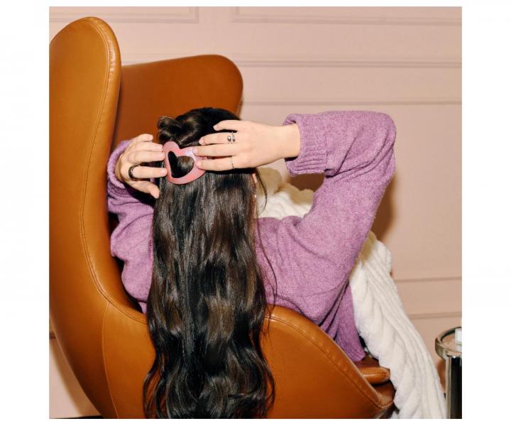 Ozdobn� �kripec do vlasov Invisibobble Clipstar Lovers Hug - ru�ov� s mramorov�m vzorom