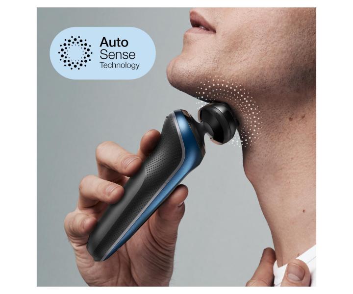 Plan�etov� holiaci stroj�ek s nab�jacou a �istiacou stanicou Braun Series 6 61-B7500cc - modr�