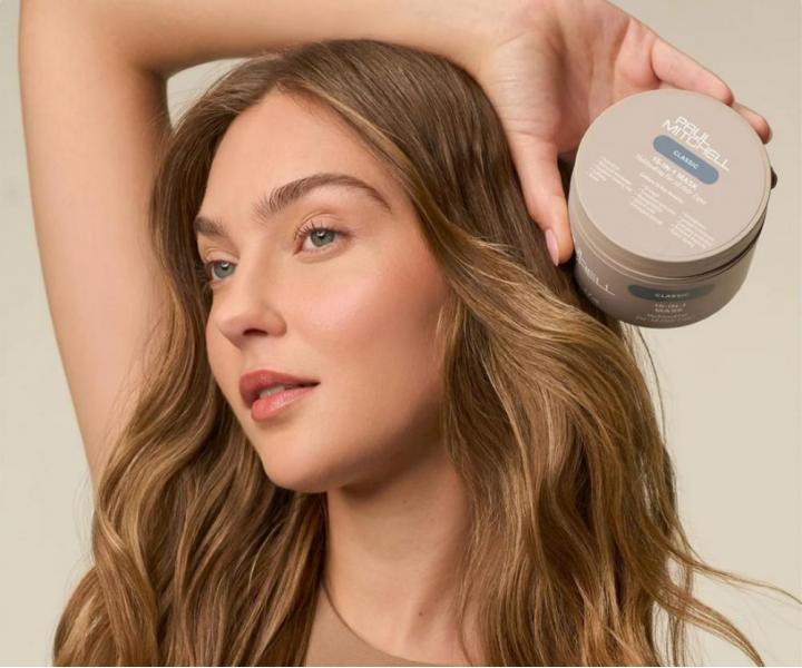 H�bkovo vy�ivuj�ca a hydrata�n� maska ​​Paul Mitchell Classic 15-In-1 Mask - 200 g