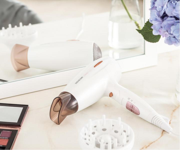 Cestovn fn na vlasy Sencor SHD 7200GD - 2000 W, biely