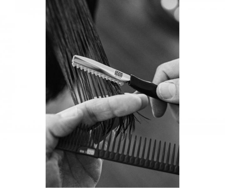 Efila�n� britva na vlasy Kasho Designing Razor Speed Edge Holder - �ierna