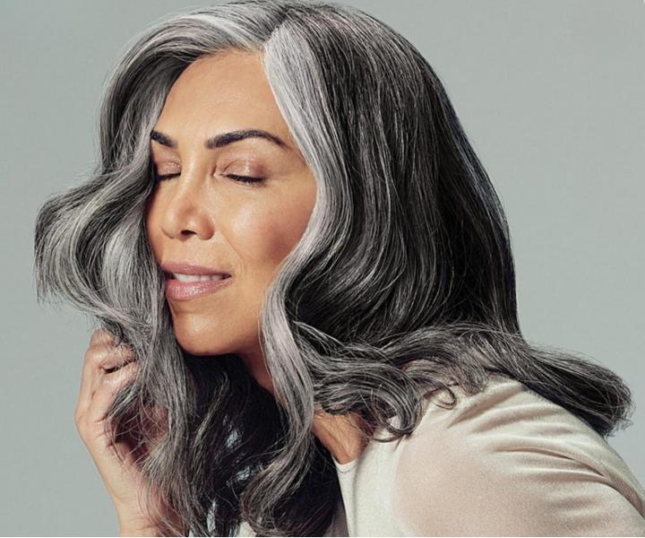 Pena pre objem vlasov Paul Mitchell Volume Extra-Body Whip - 200 ml