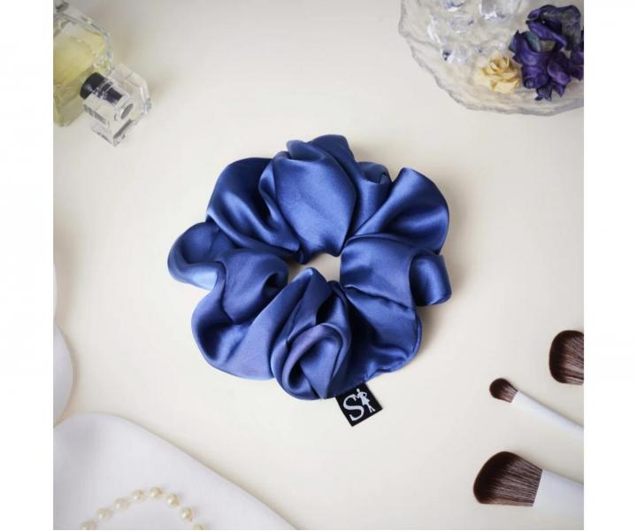 Ozdobn� �if�nov� gumi�ka do vlasov Sister Young Scrunchie Lilu Steel Blue - oce�ovo modr�