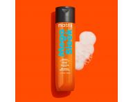 Uhladzujci ampn pre nepoddajn vlasy Matrix Mega Sleek Shampoo - 300 ml