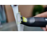 Holiaci strojek Philips OneBlade Pro QP6530/15 - ierny