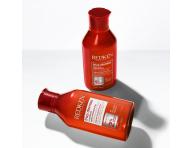 Starostlivos pre krepat a nepoddajn vlasy Redken Frizz Dismiss - 300 ml