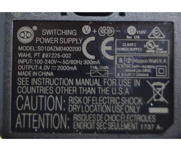 Sieov adaptr pre strojeky Wahl Super Taper a Magic Clip 08591-2050 4 V