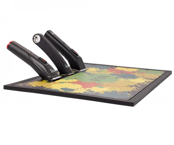 Magnetick siliknov podloka pre strojeky a kaderncke pomcky Fox Barber Magnetic Mat - 48 x 33 cm