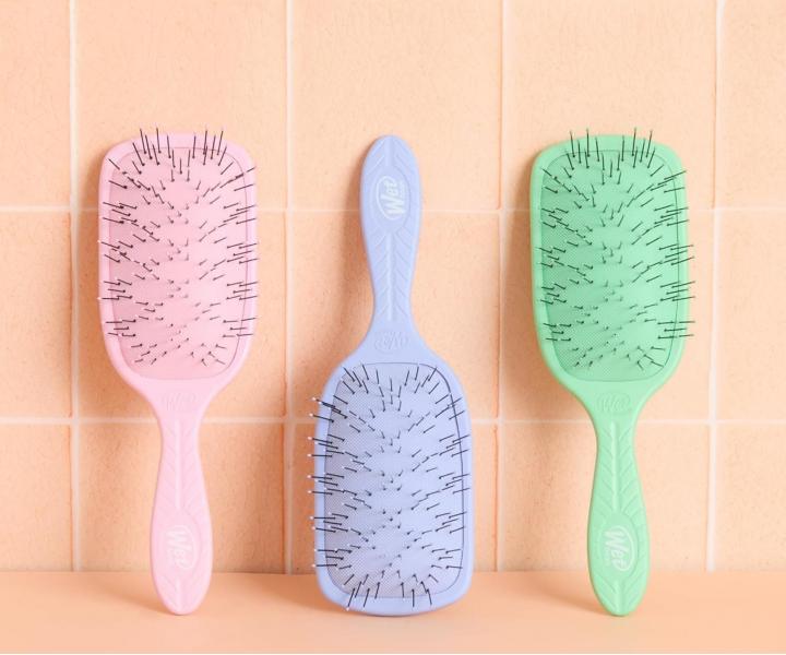 Kefa na rozesvanie hustch vlasov Wet Brush Go Green Thick Hair Paddle Detangler - fialov