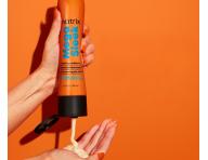 Uhladzuj�ci starostlivos� pre nepoddajn� vlasy Matrix Mega Sleek Smoothing Conditioner - 300 ml