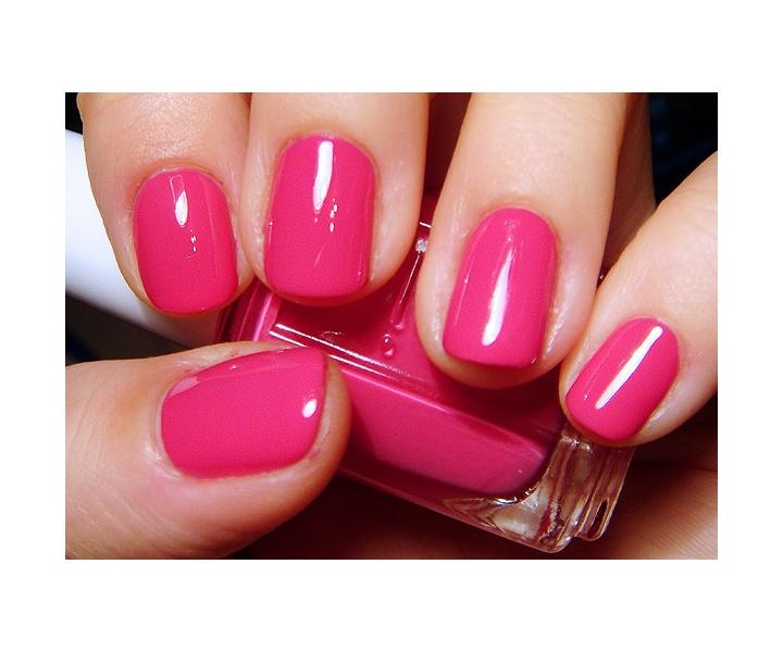 Essie Lak na nechty 13,5 ml, 37 Fiesta - ruov