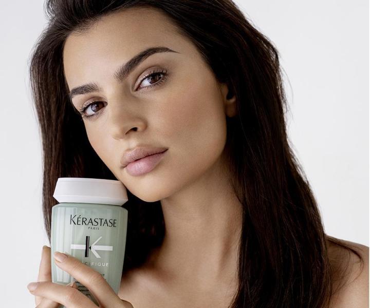 Upokojuj�ci �amp�n pre mastn� korienky a scitliven� d�ky K�rastase Specifique Divalent - 500 ml, n�hradn� n�pl�