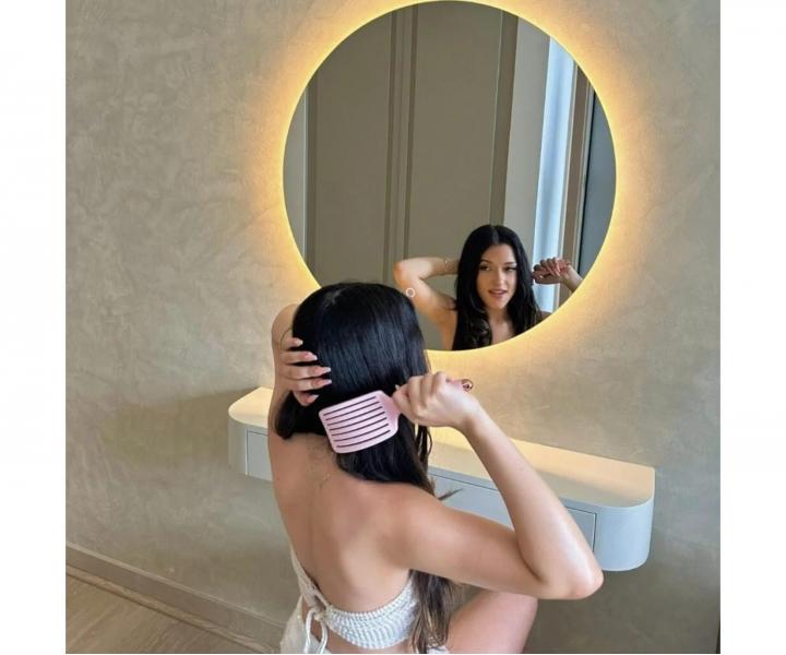 Kefa na roz�es�vanie a f�kanie vlasov s divia��mi a nylonov�mi �tetinami Sister Young Ovia Hair Brush - svetlo ru�ov�