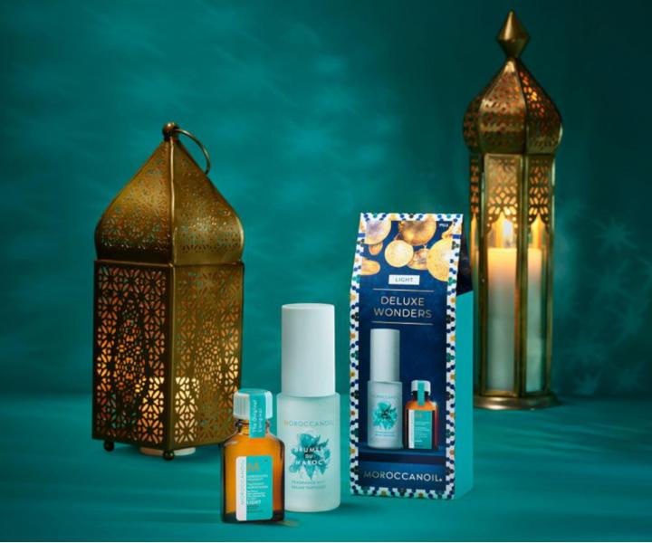 Dar�ekov� sada �ahkej olejovej starostlivosti a v�ne na vlasy Moroccanoil Deluxe Wonders Light