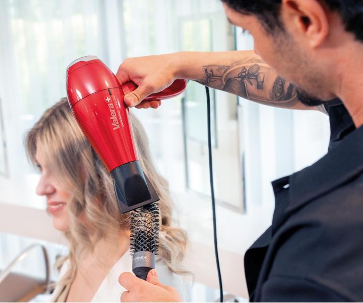 Profesion�lny f�n na vlasy Valera Swiss Silent Jet 8500 - 2000 W, �erven�