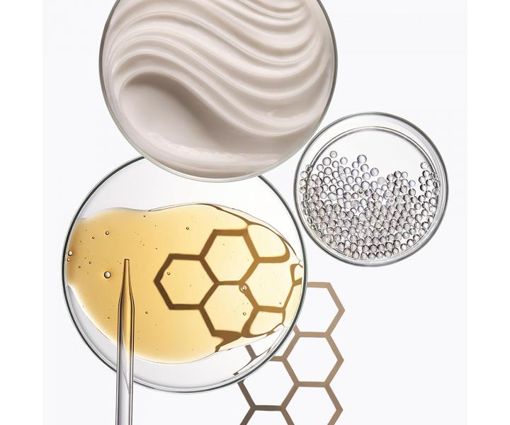 Dar�ekov� sada na hydrat�ciu vlnit�ch a ku�erav�ch vlasov K�rastase Curl Manifesto Masque Spring Box