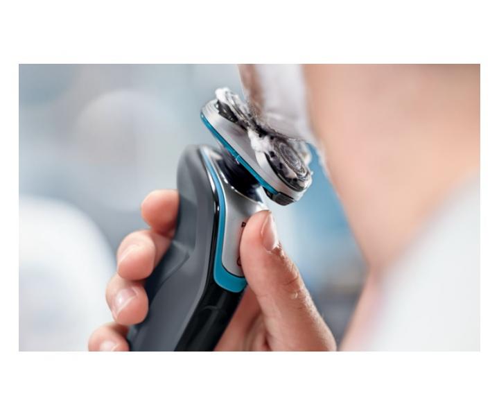 Elektrick holiaci strojek Philips AquaTouch S5400/06 - ed