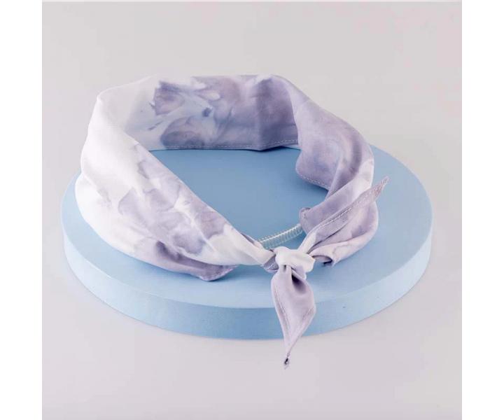 �atka do vlasov so �pir�lovou gumi�kou Invisibobble Spandana Be-You-Tiful - modr� batikovan�