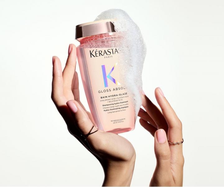Hydratan a rozjasujci ampn pre vlasy so sklonom ku krepateniu Krastase Gloss Absolu Bain Hydra-Glaze - 250 ml