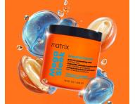 Uhladzuj�ca maska pre nepoddajn� vlasy Matrix Mega Sleek Smoothie Supreme Smoothing Mask - 500 ml