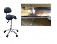 Taburet na kolieskach s opierkou Detail T2 - �ierny (38) - II. akos� - odreniny na podstavci