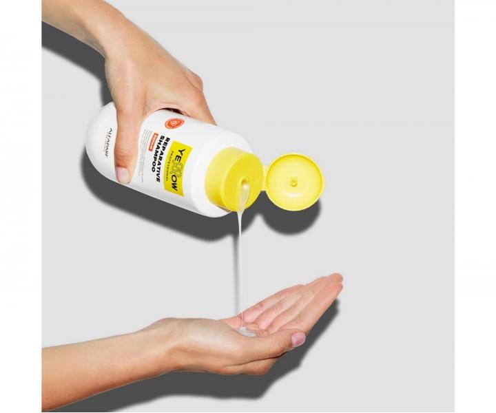 Regenera�n� �amp�n pre po�koden� vlasy Yellow Professional Repair Reparative Shampoo - 500 ml