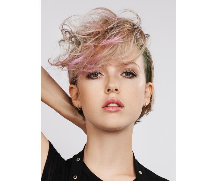 Jednod�ov� make-up na vlasy Lor�al Colorful Hair Flash - 60 ml, Dancing Pink - ru�ovozlat�