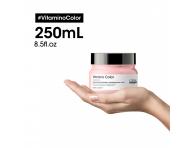 Maska pre iariv farbu vlasov Loral Loral Professionnel Serie Expert Vitamino Color - 250 ml