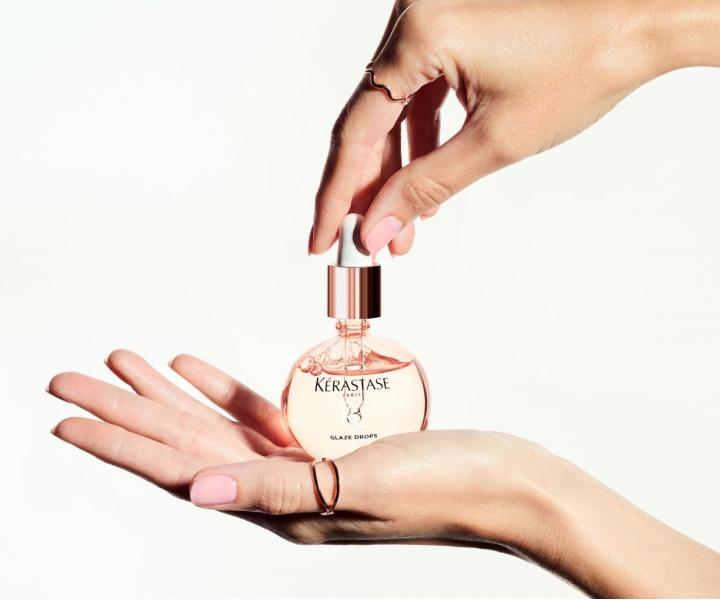 Olej pre lesk dlhch vlasov so sklonom ku krepovateniu Krastase Gloss Absolu Glaze Drops Oil - 45 ml