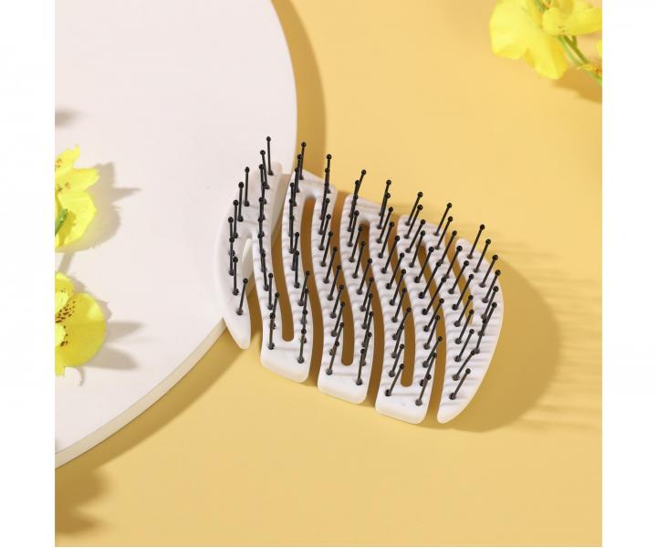 Kefa na vlasy s nylonov�mi �tetinami Sister Young Mila Pocket Hair Brush - biela