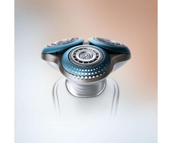 Holiaci stroj�ek Philips Shave Series 7000 - rota�n� S7370/12