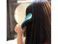 Kefa na roz�es�vanie a f�kanie vlasov s divia��mi a nylonov�mi �tetinami Sister Young Ovia Hair Brush - tmavo zelen�