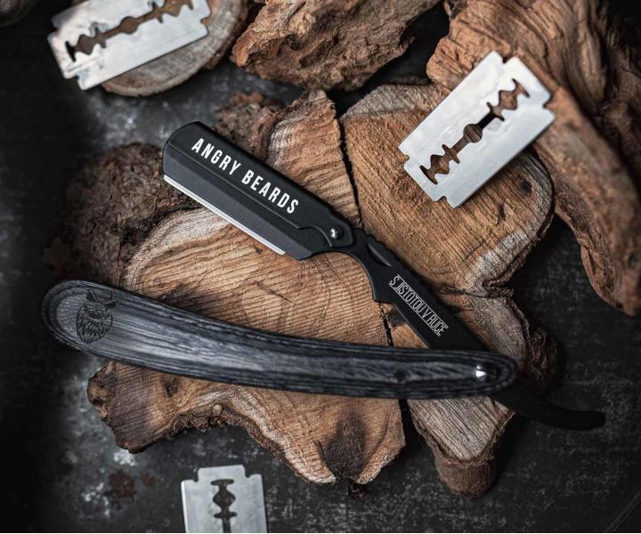 Dar�ekov� sada na holenie f�zov s britvou Garrigue Angry Beards Barber Like Shaving Set - po�k. obal