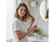 Bezoplachov� maska ​​a kondicion�r pre po�koden� a oslaben� vlasy RevitaLash Leave-in Hair Mask&Conditioner - 90 ml