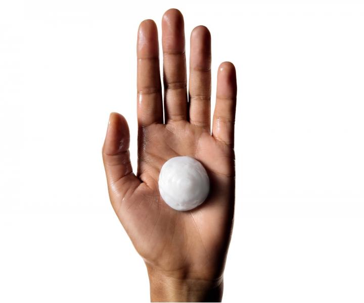 Maska pre farben� a po�koden� vlasy Lor�al Professionnel Serie Expert Metal Detox - 250 ml